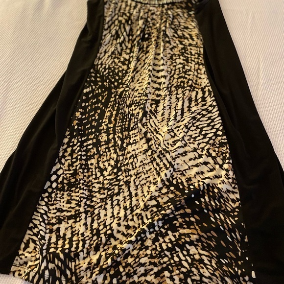 NY Collection Black & White Abstract Print Embellished Neck - Picture 5 of 6